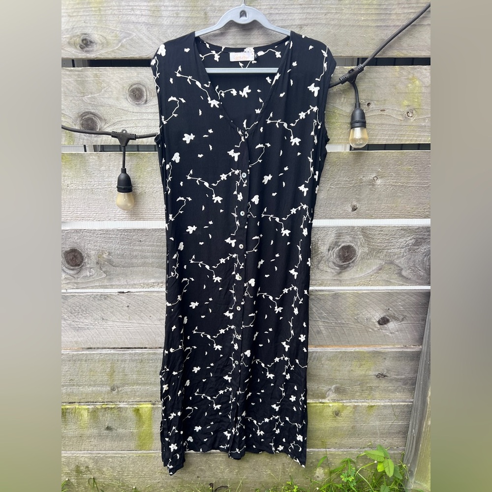 Ava Sky Fighting Eel‎ Midi Button Down Floral Hawaiian Dress Black Resort